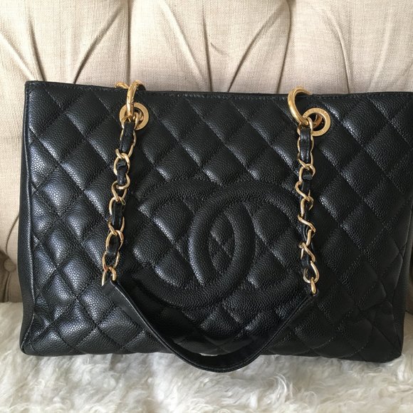 Chanel Handbags - Authentic Chanel GST Grand Shopping Tote Bag
